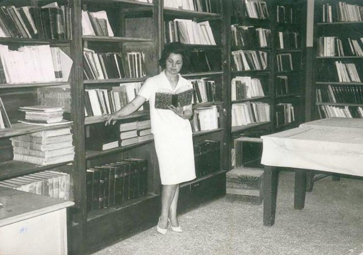 ΒΙΒΛΙΟΘΗΚΑΡΙΟΣ ΣΤΗΝ ΑΚΑΔΗΜΙΑ ΓΙΑ ΕΝΑ ΧΡΟΝΟ